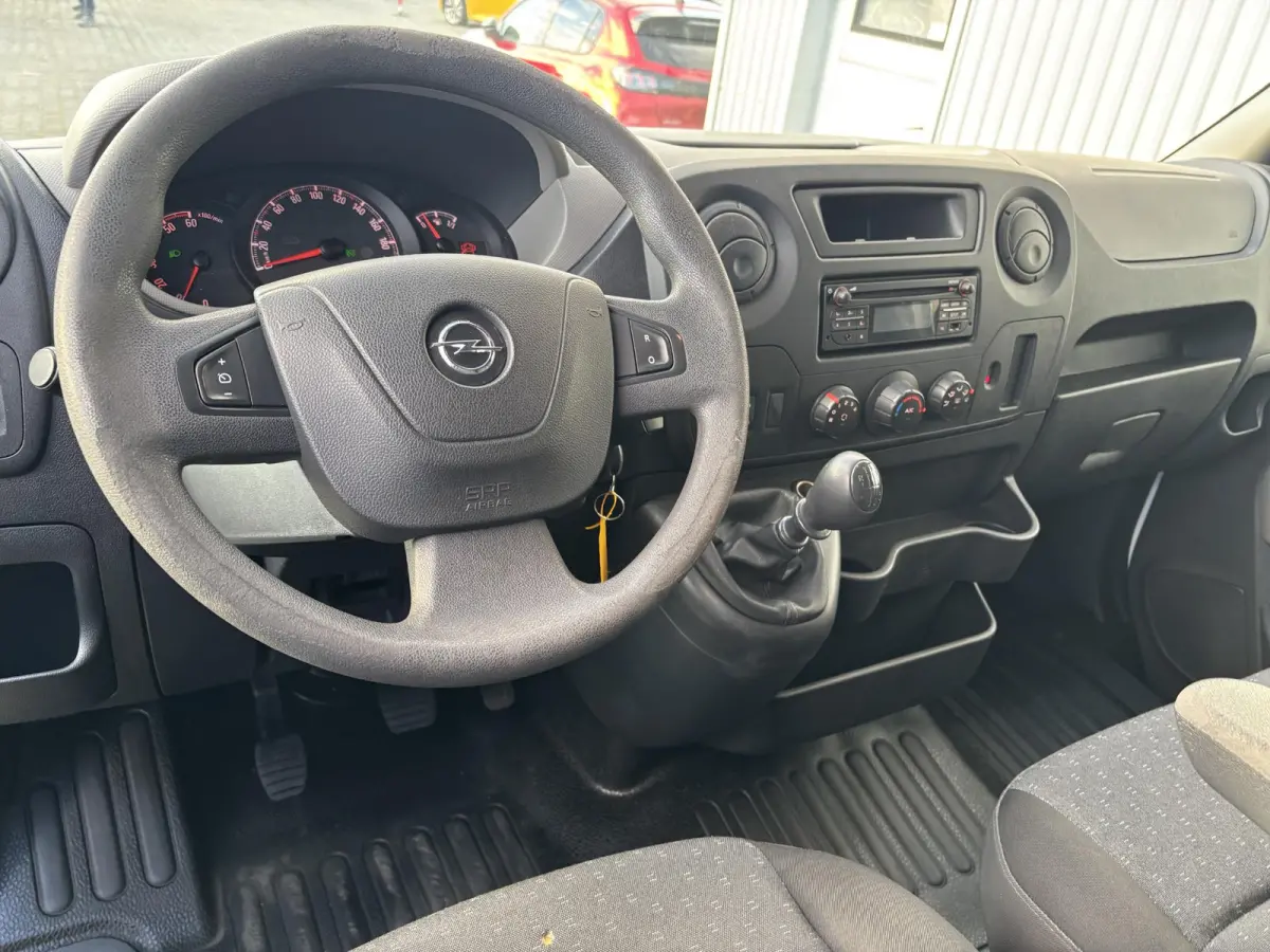 2.3 CDTI L2H1*A/C*CRUISE*LAADKLEP*3PERS*TEL*2500KG