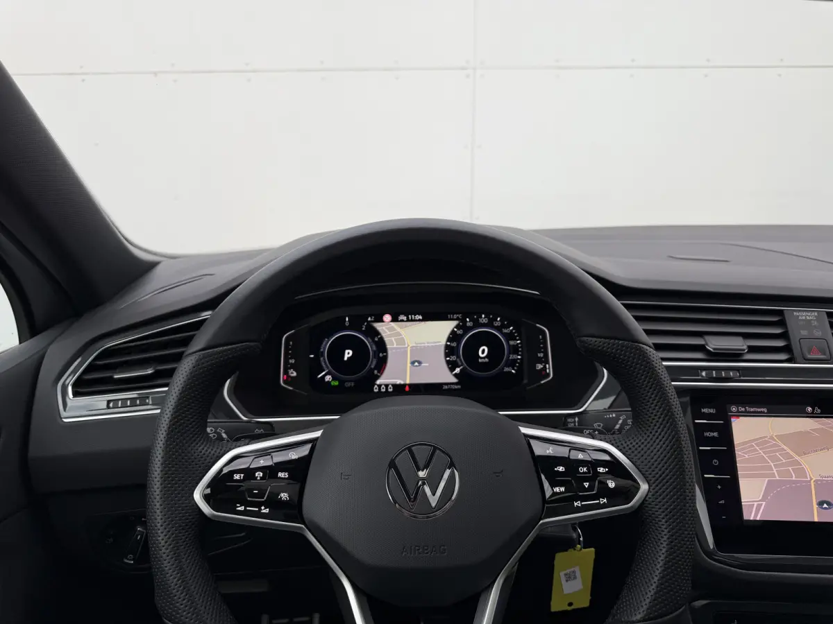 1.4 TSI eHybrid R-Line Bns | Pano | ACC | Matrix LED | Winter Pack | Camera
