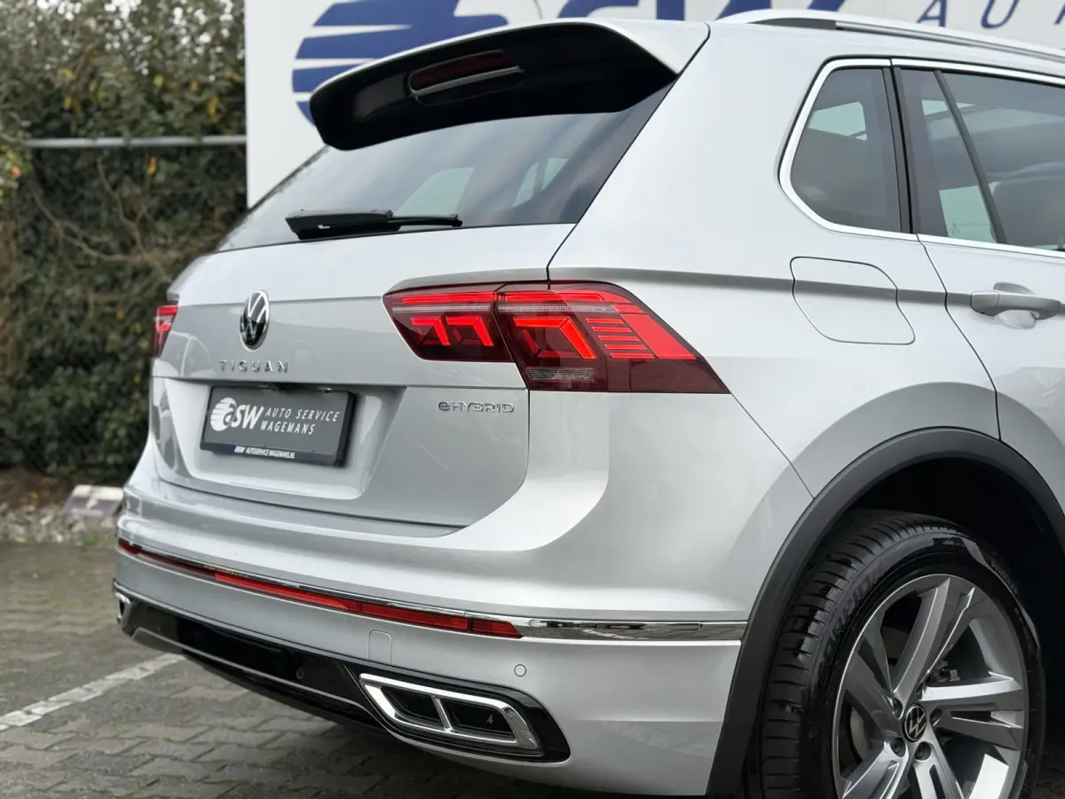 1.4 TSI eHybrid R-Line Bns | Pano | ACC | Matrix LED | Winter Pack | Camera
