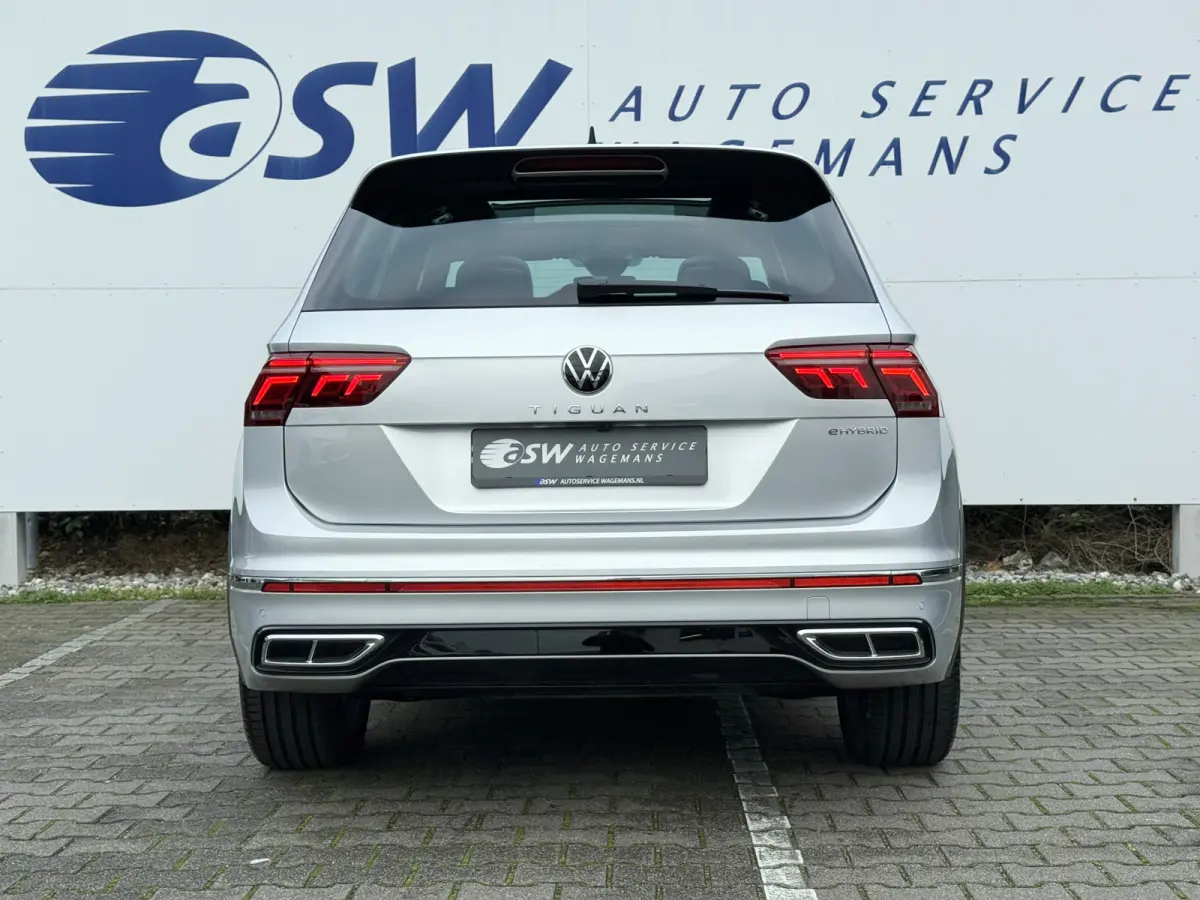 1.4 TSI eHybrid R-Line Bns | Pano | ACC | Matrix LED | Winter Pack | Camera