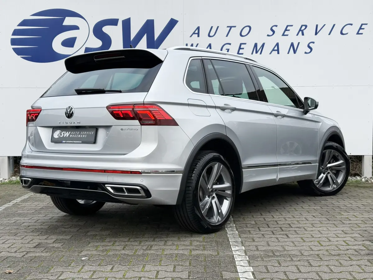 1.4 TSI eHybrid R-Line Bns | Pano | ACC | Matrix LED | Winter Pack | Camera