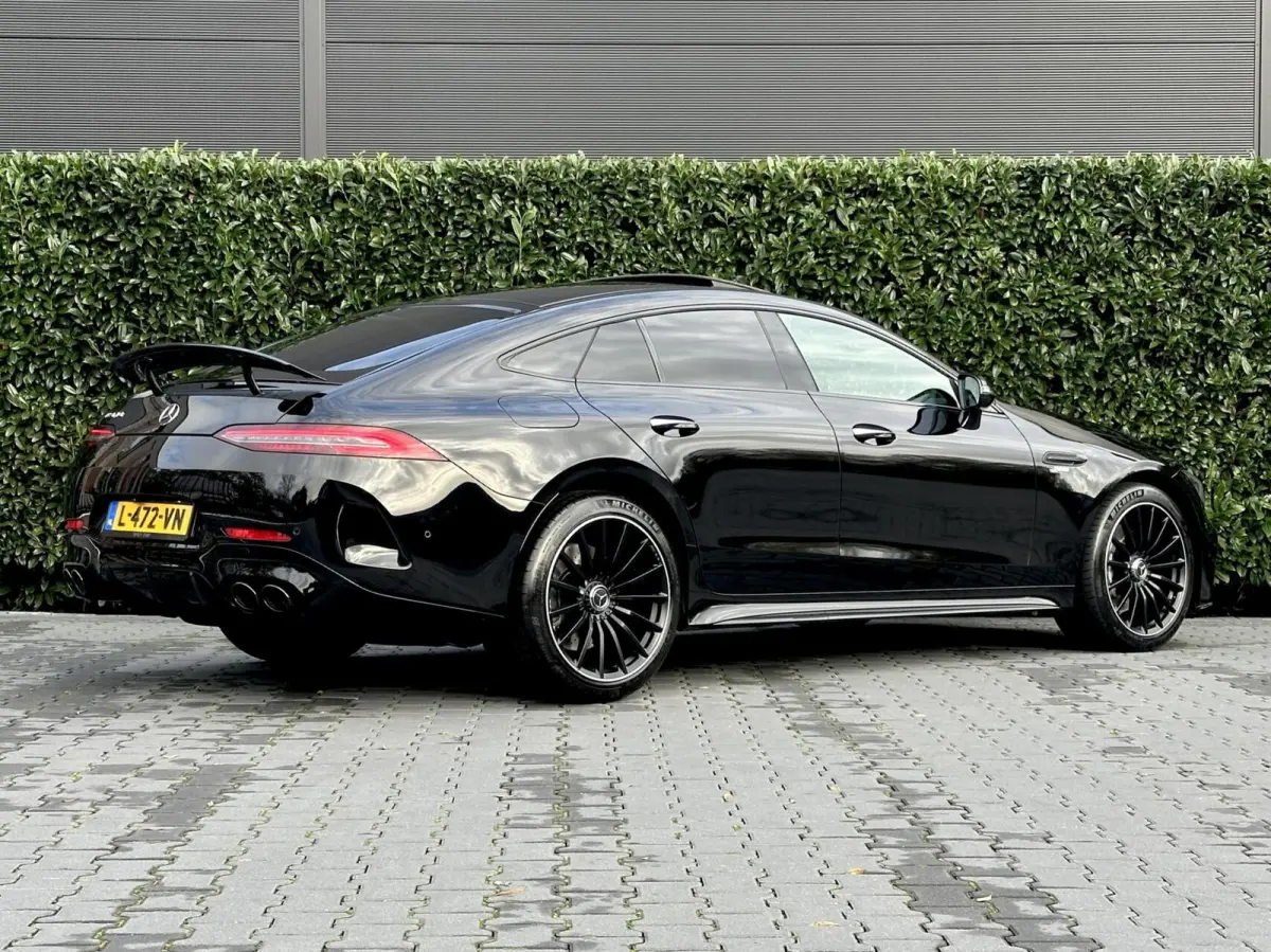 AMG 43 4MATIC+, PANO, BURMESTER, DODEHOEK, LEDER/ALCANTARA, SPORTUITLAAT, STOELVERWARMING/VENTILATIE, LICHTMETAAL 20"