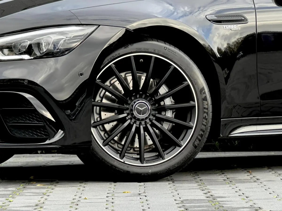 AMG 43 4MATIC+, PANO, BURMESTER, DODEHOEK, LEDER/ALCANTARA, SPORTUITLAAT, STOELVERWARMING/VENTILATIE, LICHTMETAAL 20"