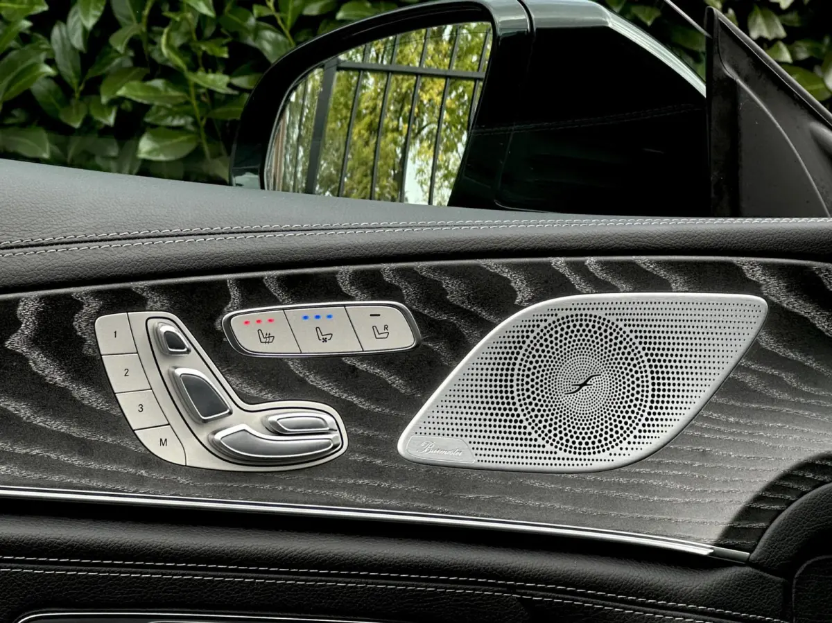 AMG 43 4MATIC+, PANO, BURMESTER, DODEHOEK, LEDER/ALCANTARA, SPORTUITLAAT, STOELVERWARMING/VENTILATIE, LICHTMETAAL 20"