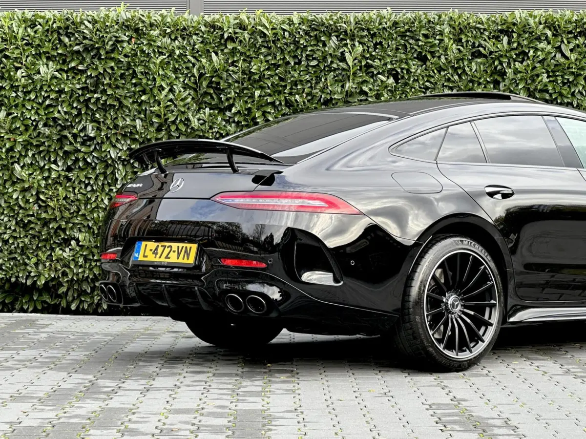 AMG 43 4MATIC+, PANO, BURMESTER, DODEHOEK, LEDER/ALCANTARA, SPORTUITLAAT, STOELVERWARMING/VENTILATIE, LICHTMETAAL 20"