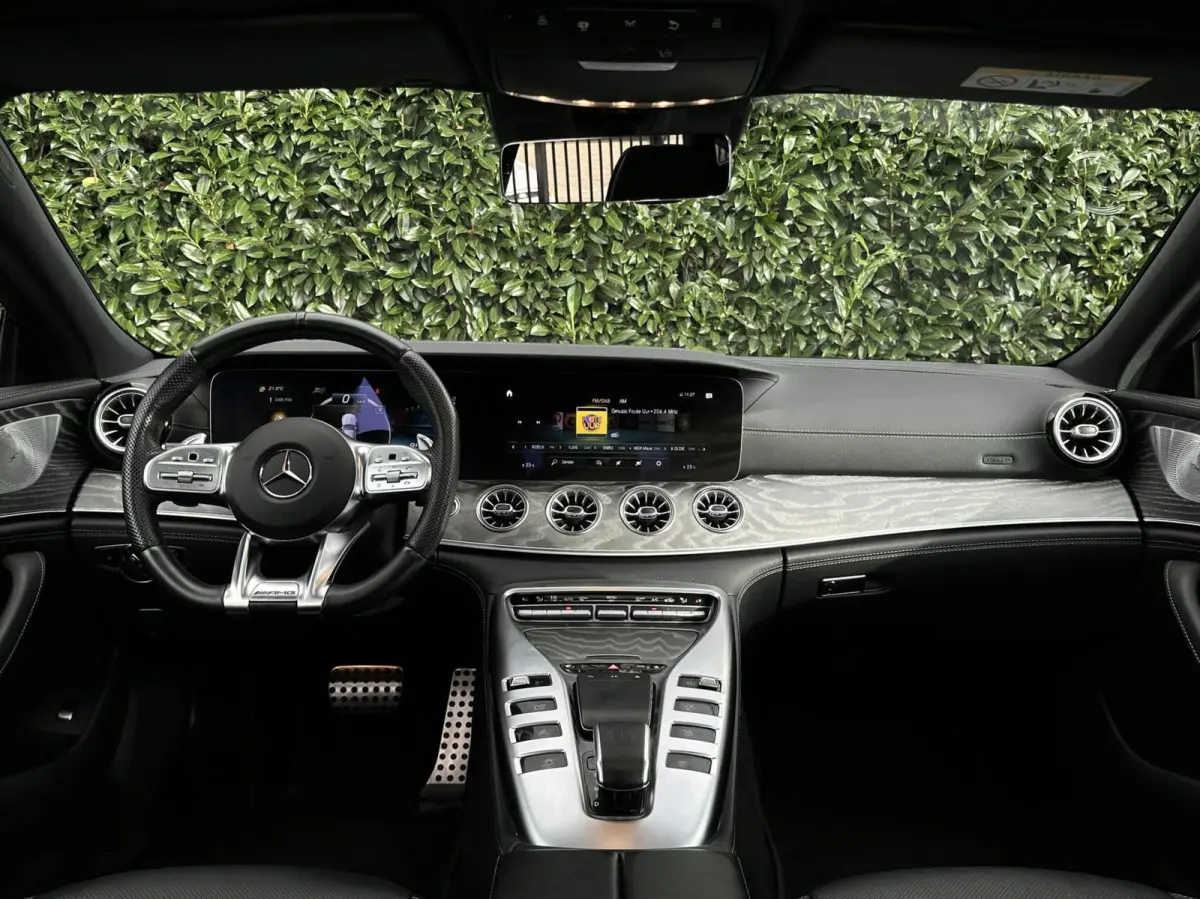 AMG 43 4MATIC+, PANO, BURMESTER, DODEHOEK, LEDER/ALCANTARA, SPORTUITLAAT, STOELVERWARMING/VENTILATIE, LICHTMETAAL 20"