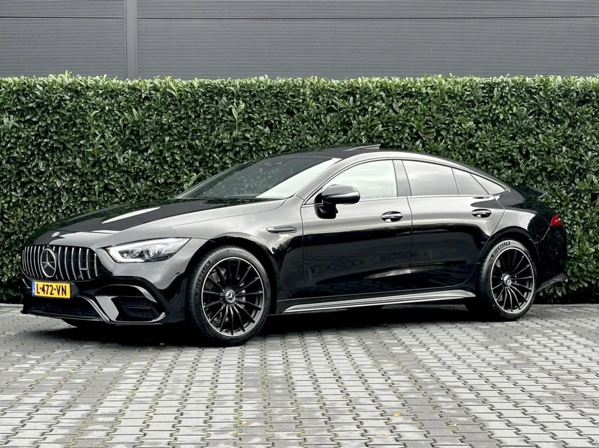 AMG 43 4MATIC+, PANO, BURMESTER, DODEHOEK, LEDER/ALCANTARA, SPORTUITLAAT, STOELVERWARMING/VENTILATIE, LICHTMETAAL 20"