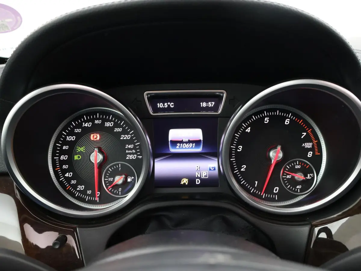 400 V6T 4MATIC 7-PERS. *BTW* + TREKHAAK 3500 KG | 360 CAMERA | PANORAMA | CARPLAY