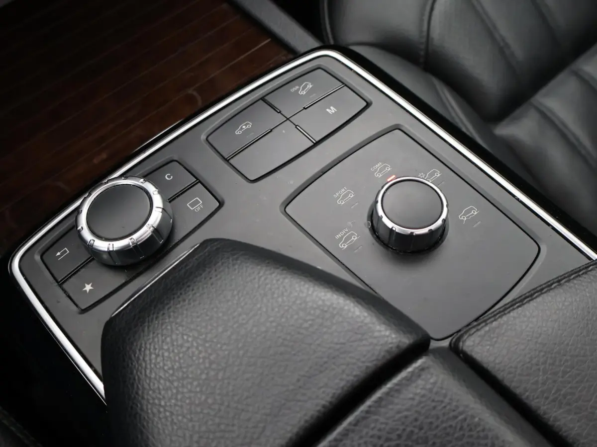 400 V6T 4MATIC 7-PERS. *BTW* + TREKHAAK 3500 KG | 360 CAMERA | PANORAMA | CARPLAY