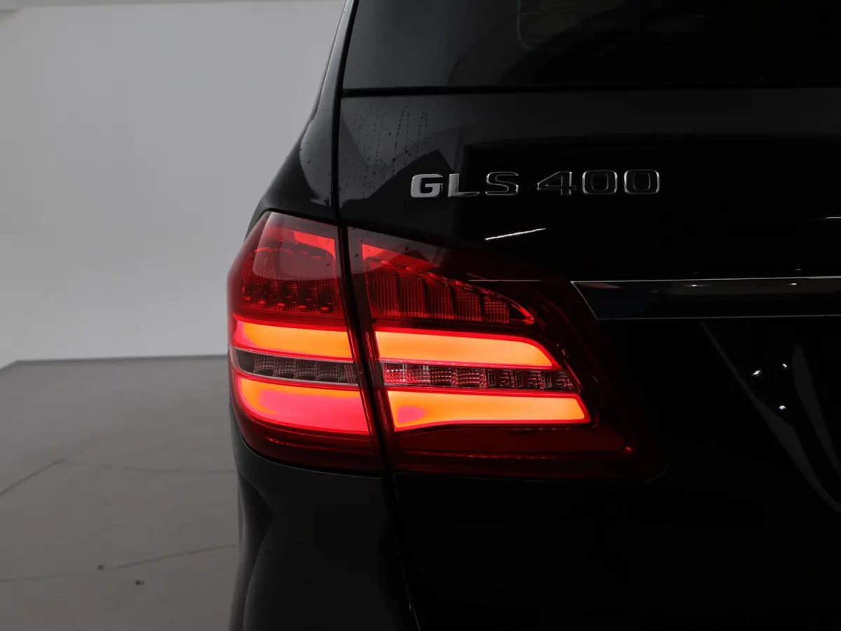 400 V6T 4MATIC 7-PERS. *BTW* + TREKHAAK 3500 KG | 360 CAMERA | PANORAMA | CARPLAY