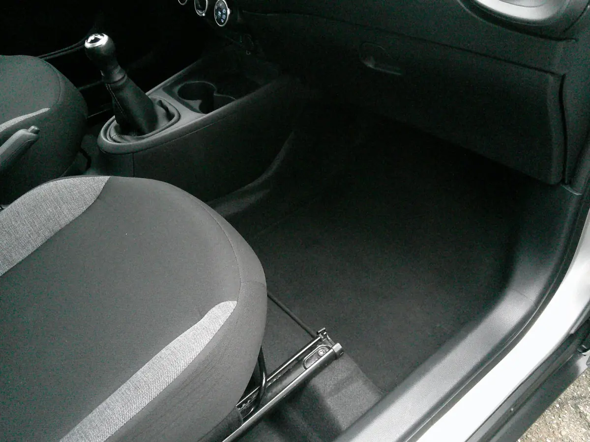1.0 VVT-i MT Play