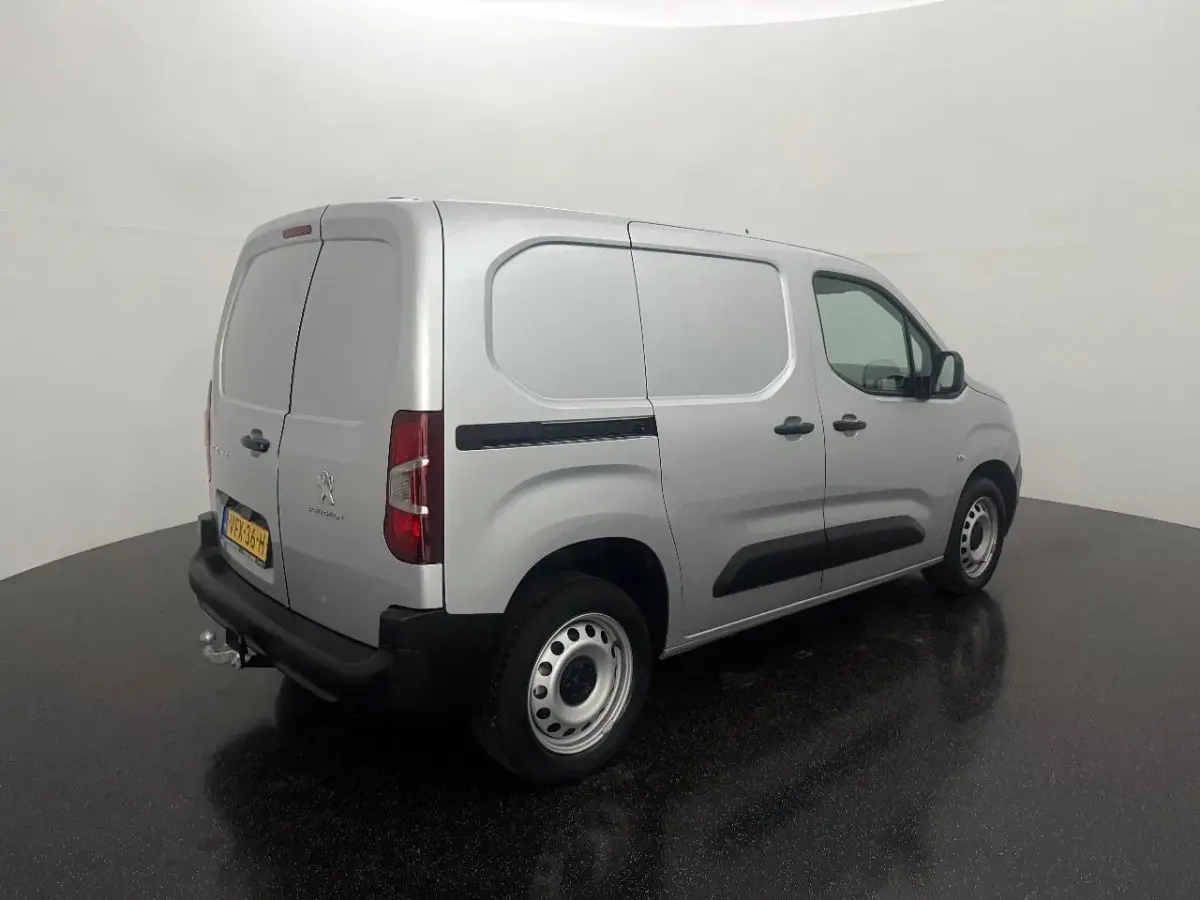 1.5 BlueHDi L1 l AIRCO l TREKHAAK l NAP 30.000 KM