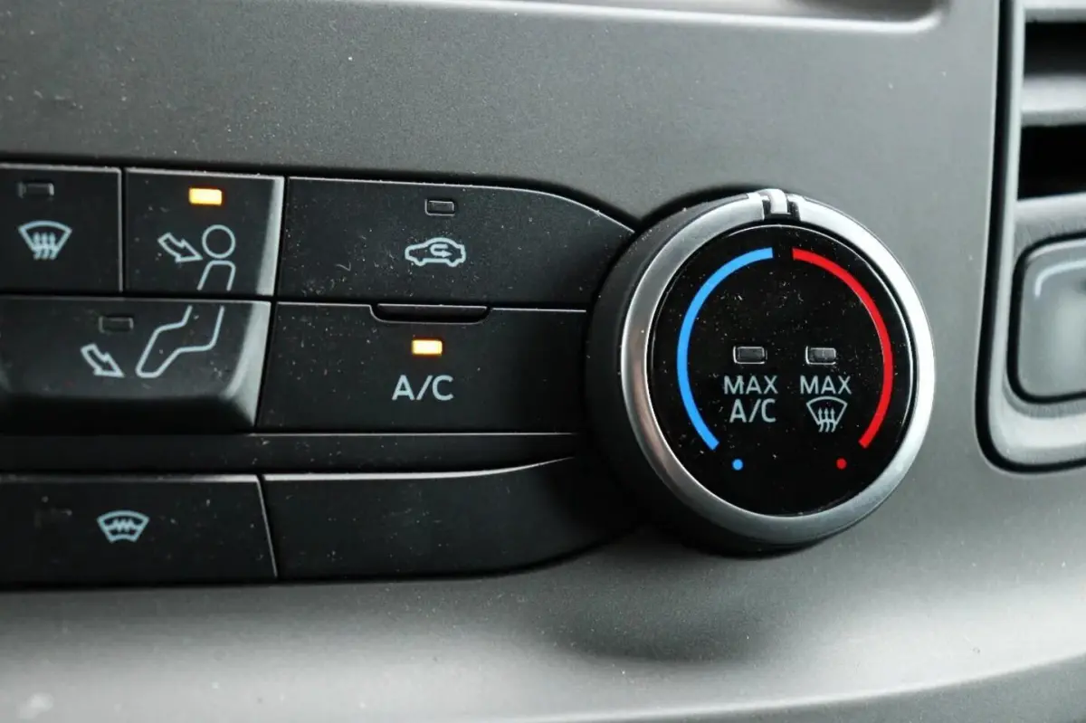 2.0 TDCi 170PK L2H2 l AUTOMAAT l TREKHAAK l PDC
