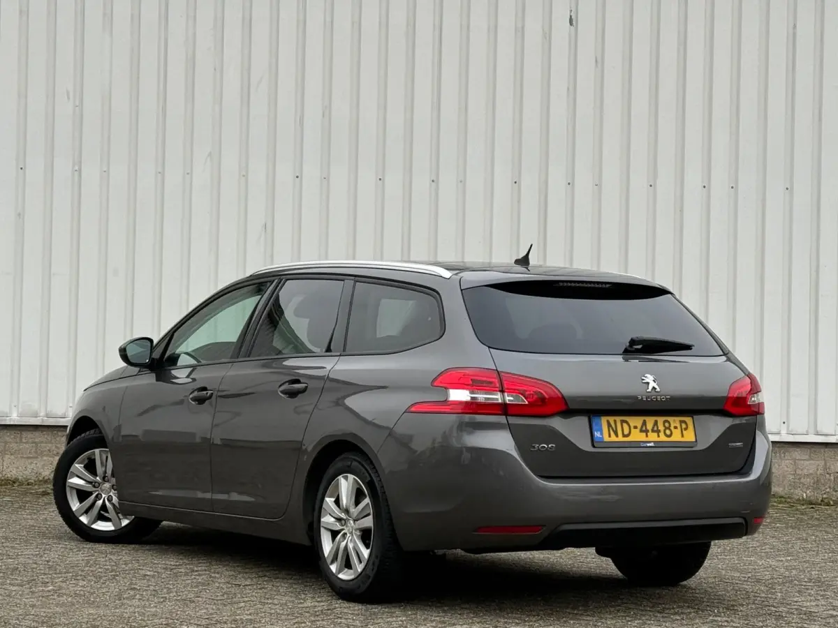 1.2 PureTech Blue Lease Executive 2e Eigenaar,Navi,Climate,Cruise,Pano,PDC,N.A.P!