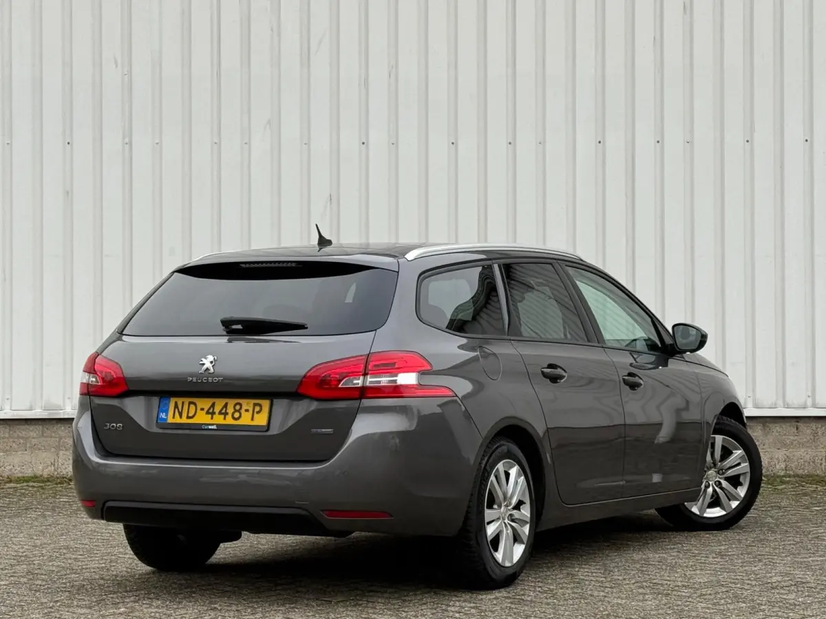 1.2 PureTech Blue Lease Executive 2e Eigenaar,Navi,Climate,Cruise,Pano,PDC,N.A.P!