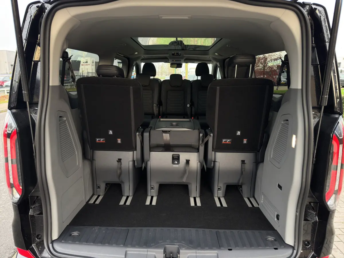 Tourneo 340 2.5 PHEV L2H1 Titanium X | Besteld | Panoramadak | Trekhaak | Adap. Cruise