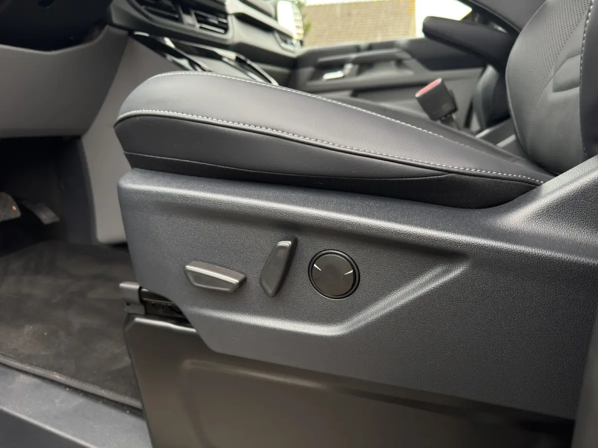 Tourneo 340 2.5 PHEV L2H1 Titanium X | Besteld | Panoramadak | Trekhaak | Adap. Cruise
