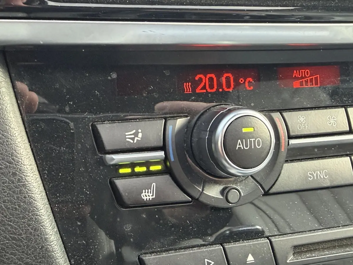 M50d | Panoramadak | Head-Up Display | Camera | Harmon Kardon | Elektrische Achterklep |
