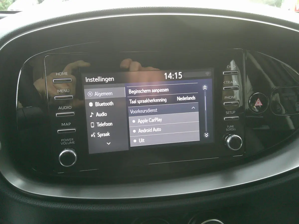 1.0 VVT-i MT Play