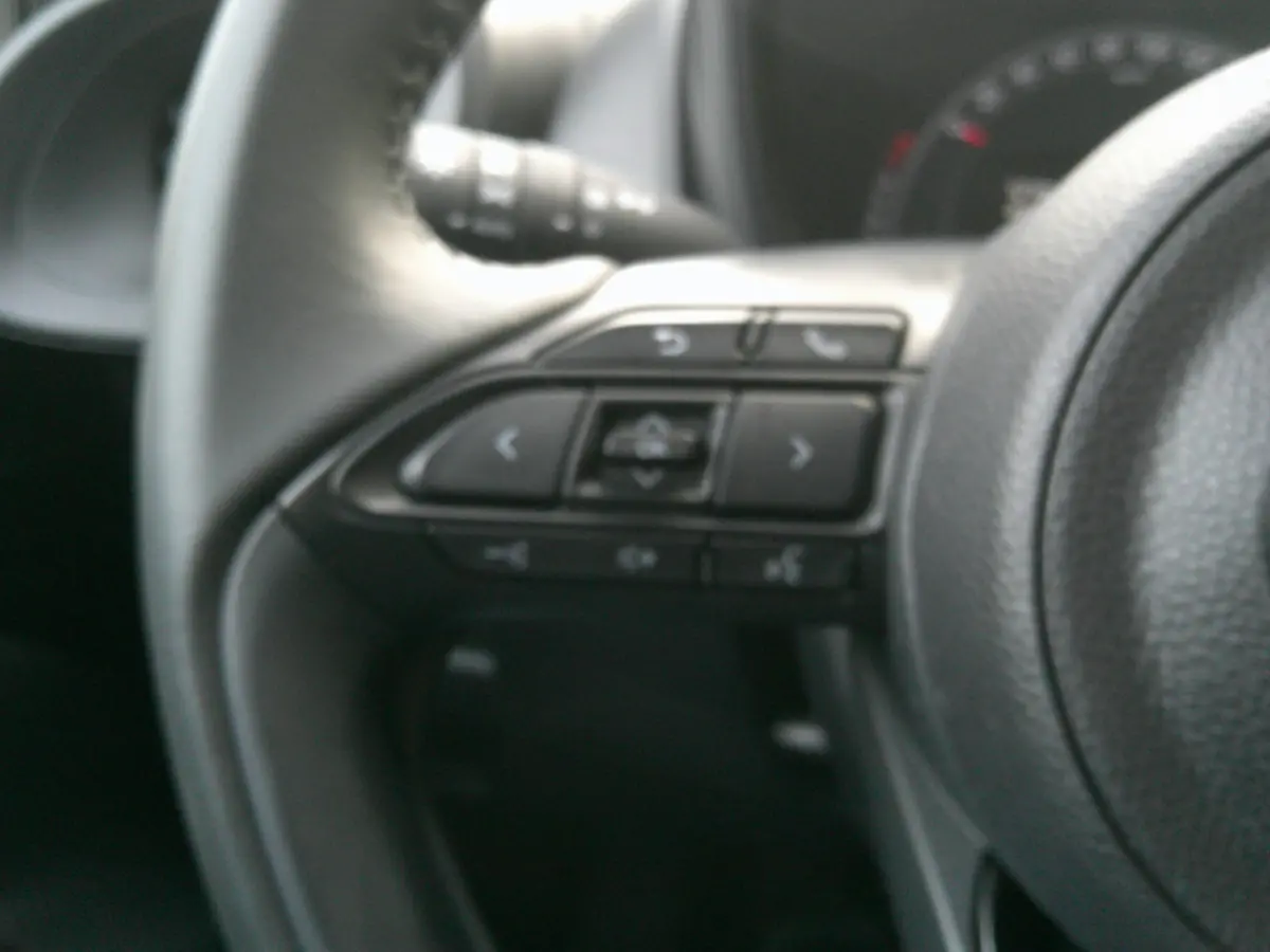 1.0 VVT-i MT Play