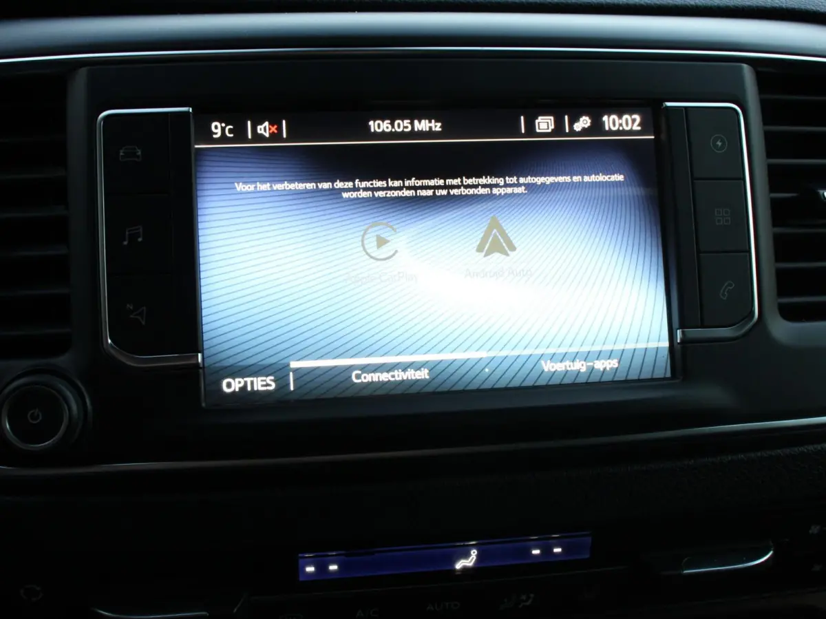 Verso Luxury L2 8persoons PERSONENBUS SOH 91% Navigatie Apple Carplay/Android Auto Climate Control Lichtmetalen velgen Cruise Control