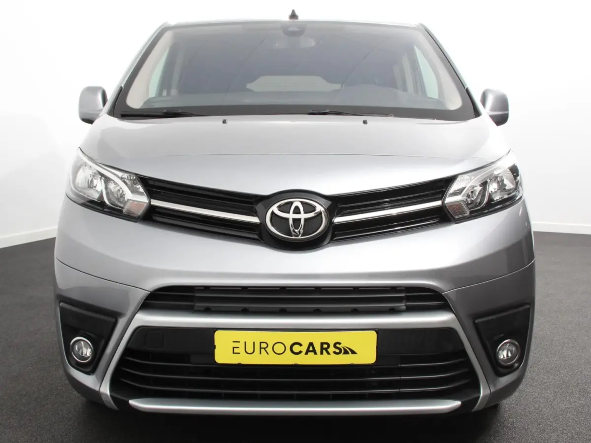 Verso Luxury L2 8persoons PERSONENBUS SOH 91% Navigatie Apple Carplay/Android Auto Climate Control Lichtmetalen velgen Cruise Control