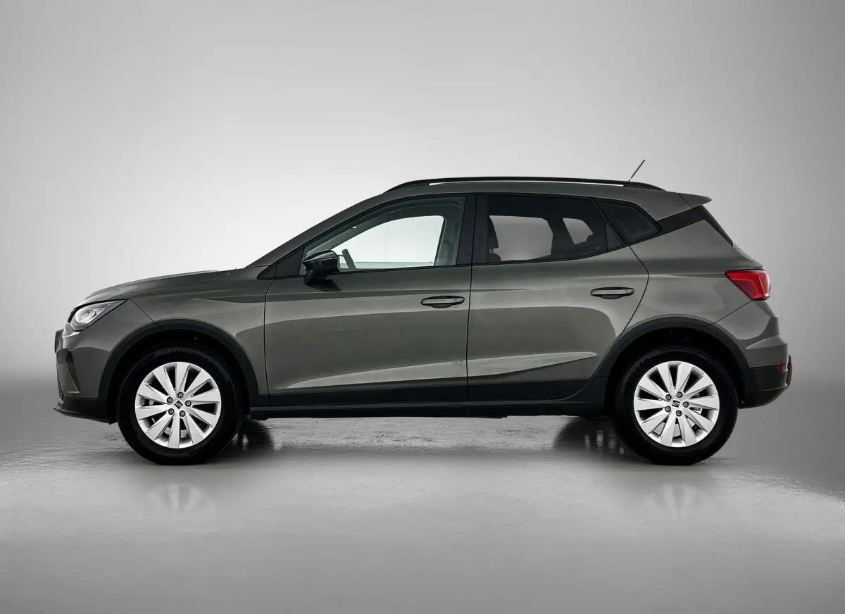 1.0 TSI AUTOM. Style Connect CARPLAY-NAV | CRUISE | PRIVACY-GLASS