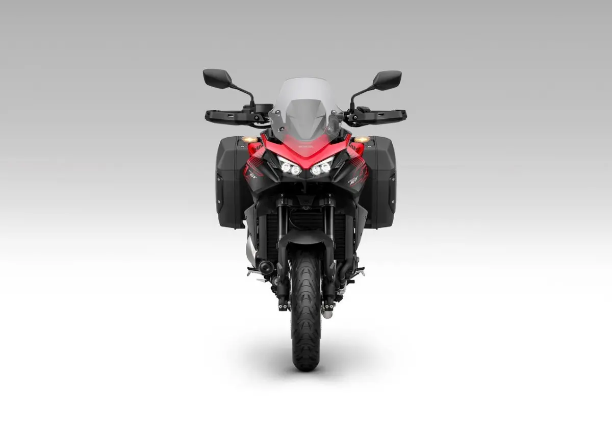CB 1000