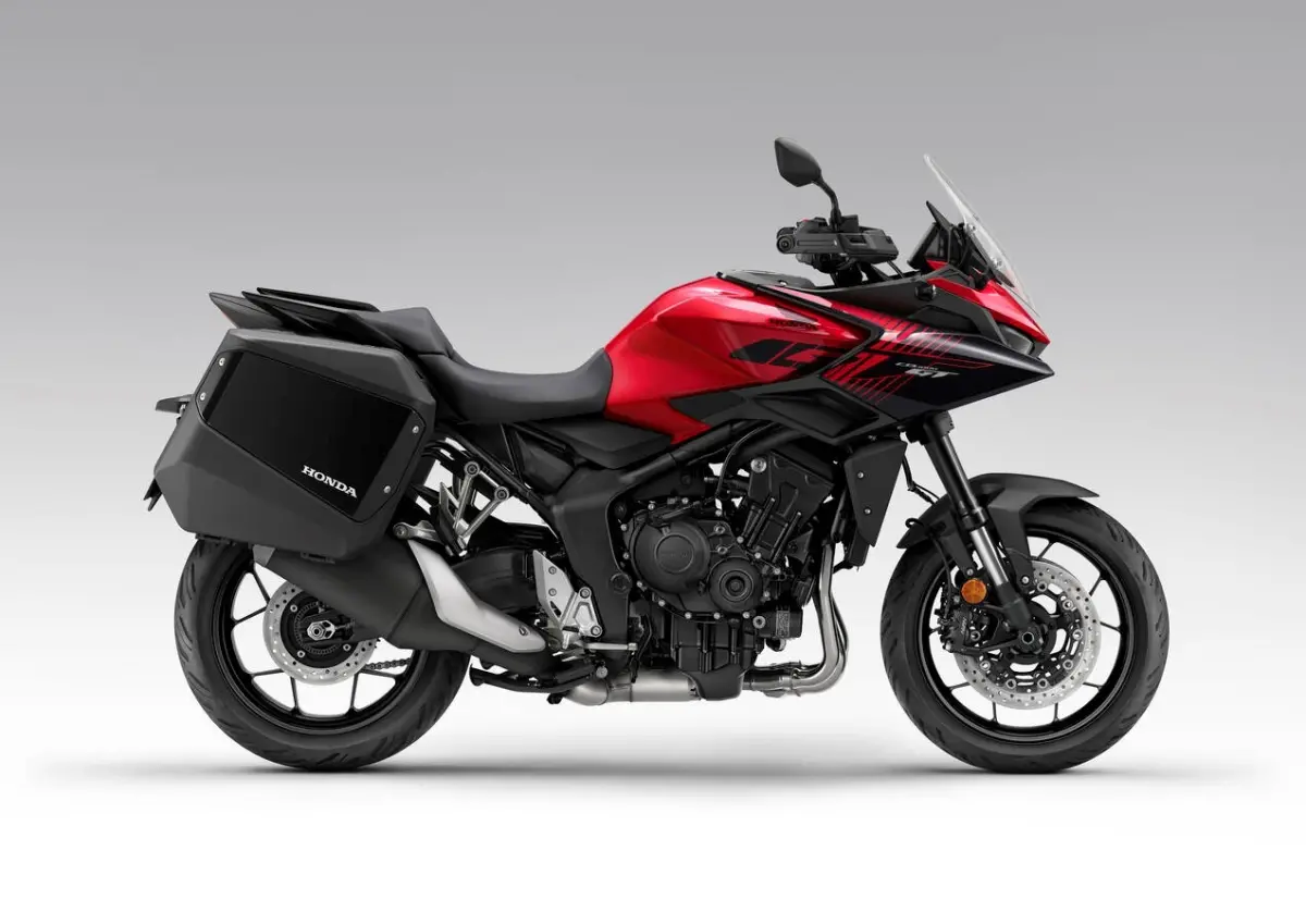 CB 1000
