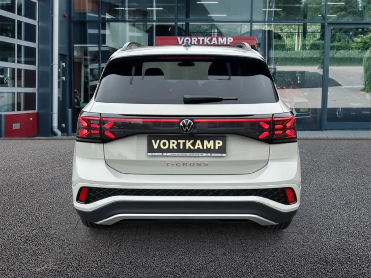 1.0 TSI DSG R-LINE afn.TREKHAAK/CAMERA/ACC/STOELVERW/CARPLAY