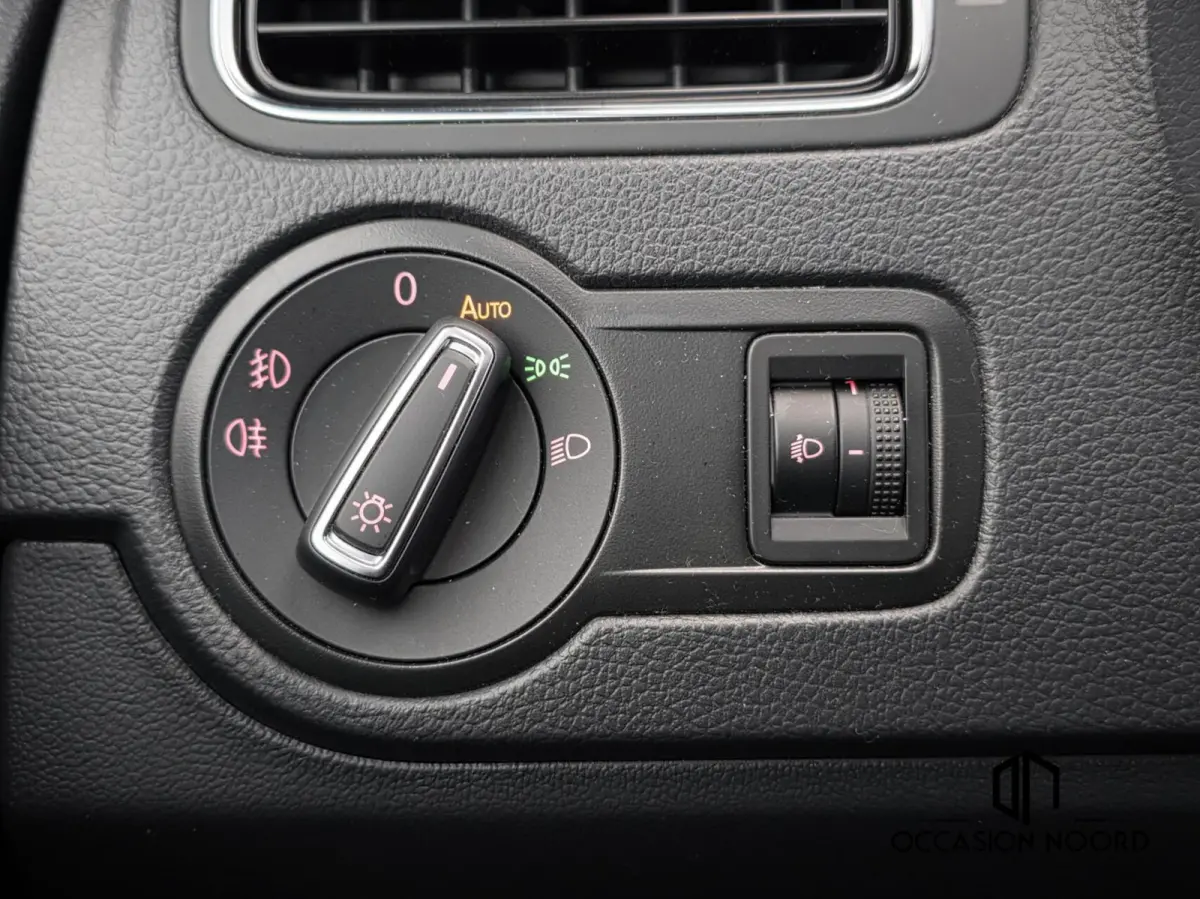 1.0 TSI|Carplay|Dab+|Navi|Cruise|Airco|Pdc|
