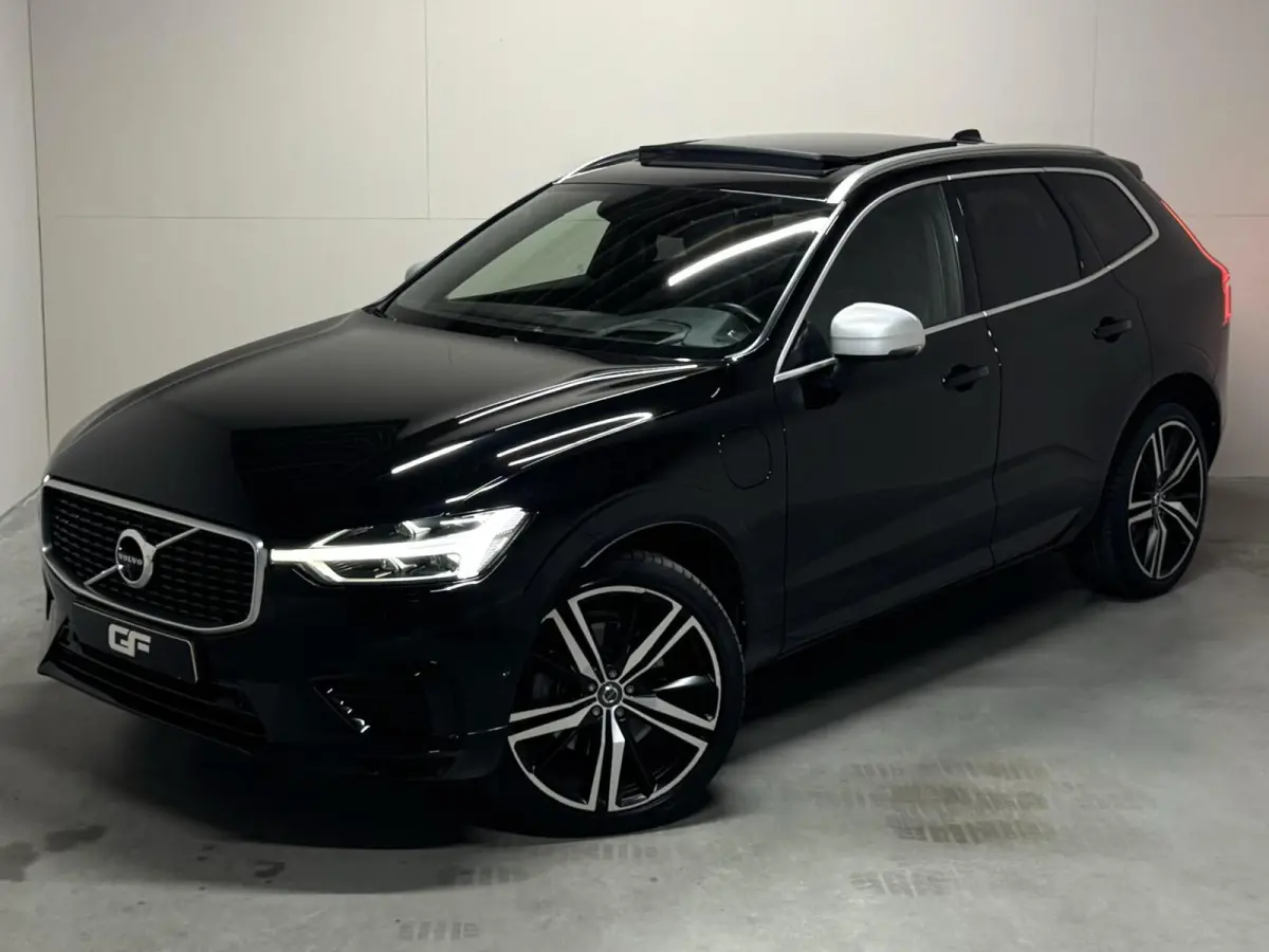 2.0 T8 Twin Engine AWD R-Design Luchtv. Pano H/K HUD 360°