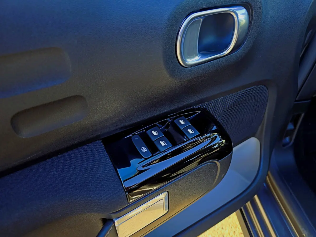 1.2 PureTech Feel - 110 Pk - AUTOMAAT - Euro 6 - Airco - Cruise Control