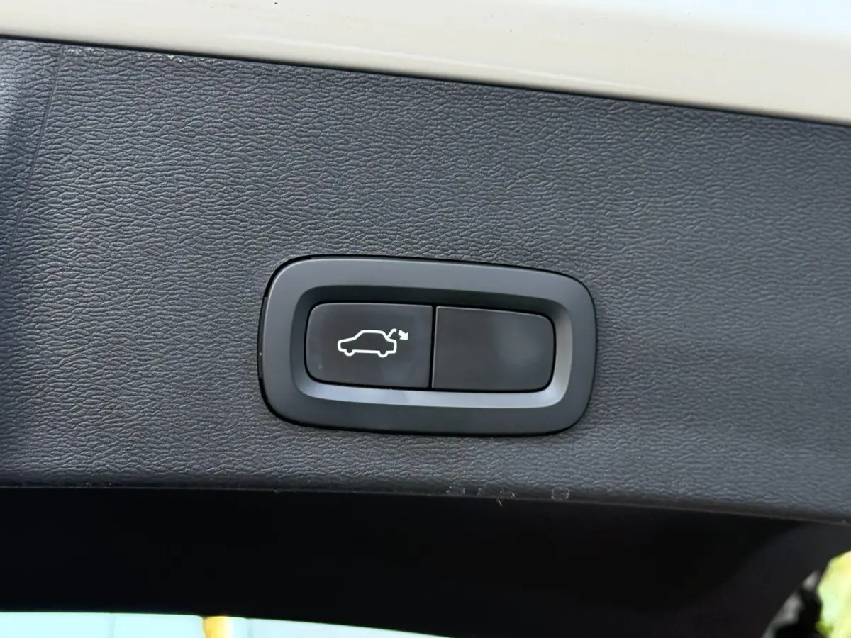 2.0 T4 AWD|LEDER|CAMERA|TREKHAAK|HARMAN/KARDON