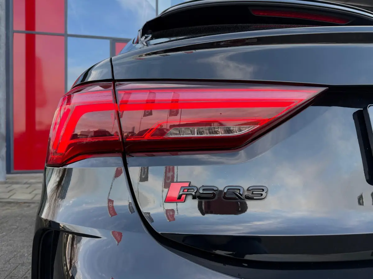 RSQ3 TFSI Panorama / Led / Lane assist