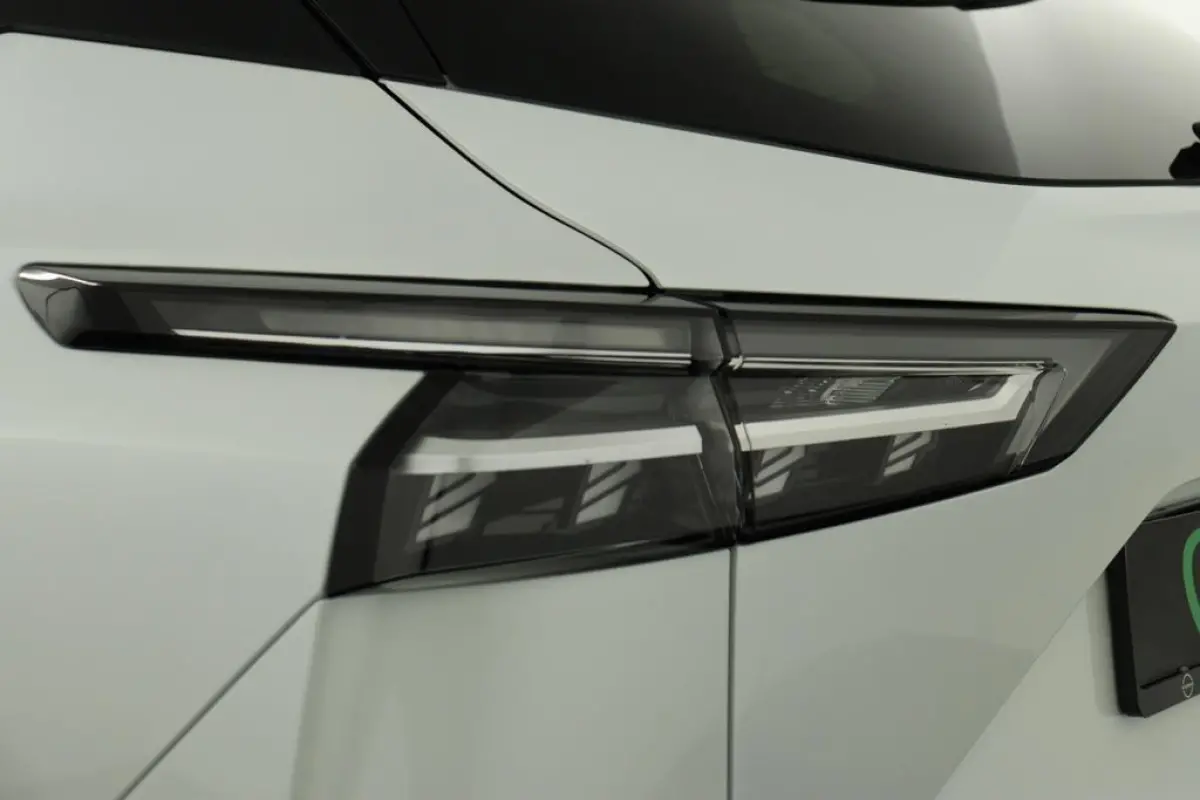 1.5 e-Power N-Design | Panoramadak | Stoel-, Stuur- & Voorruitverw. | Trekhaak |