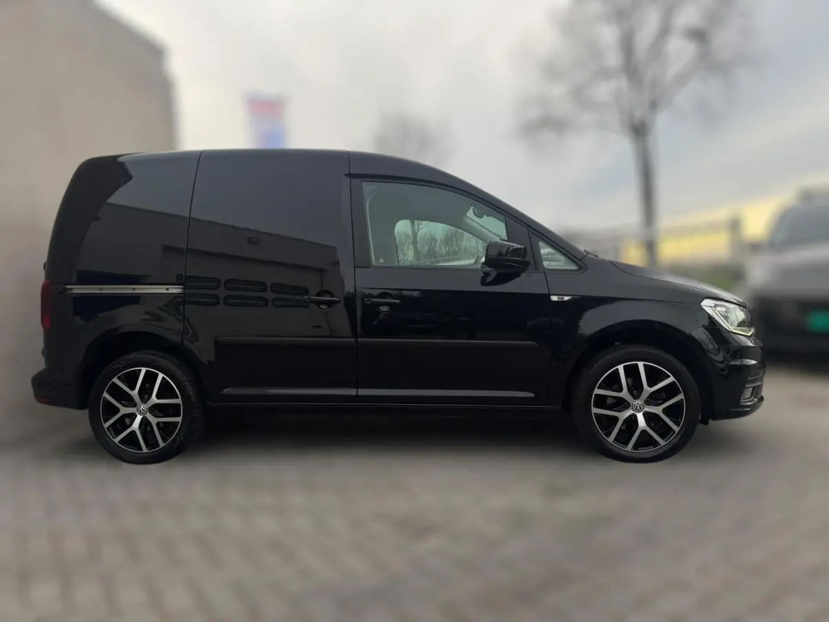 2.0 TDI L1H1 BMT Exclusive Edition 150PK / LED / ACC / WINTERPACK / PDC / VLOER / LAT-OM-LAT / RIEM RECENT VERV.