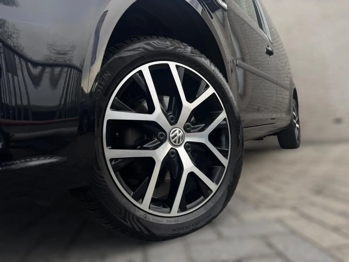 2.0 TDI L1H1 BMT Exclusive Edition 150PK / LED / ACC / WINTERPACK / PDC / VLOER / LAT-OM-LAT / RIEM RECENT VERV.