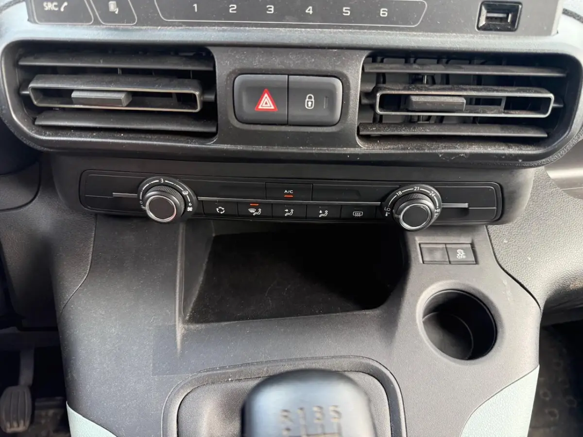 1.2 BENZINE | LAGE KM | 1 JAAR GARANTIE