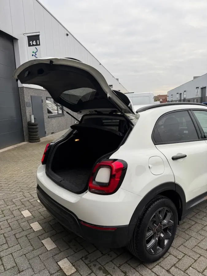 1.0 BENZINE | S-DESIGN | LAGE KM | 1 JAAR GARANTIE