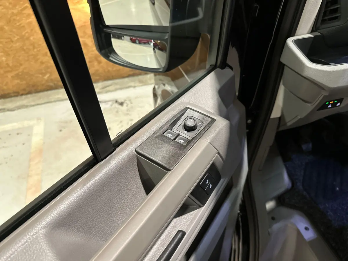 30 2.0 TDI L3H3 Trendline 140PK | Trekhaak | Navigatie met Apple Carplay/Android Auto | Cruise Control | Achteruitrijcamera | Parkeersensor voor en achter |