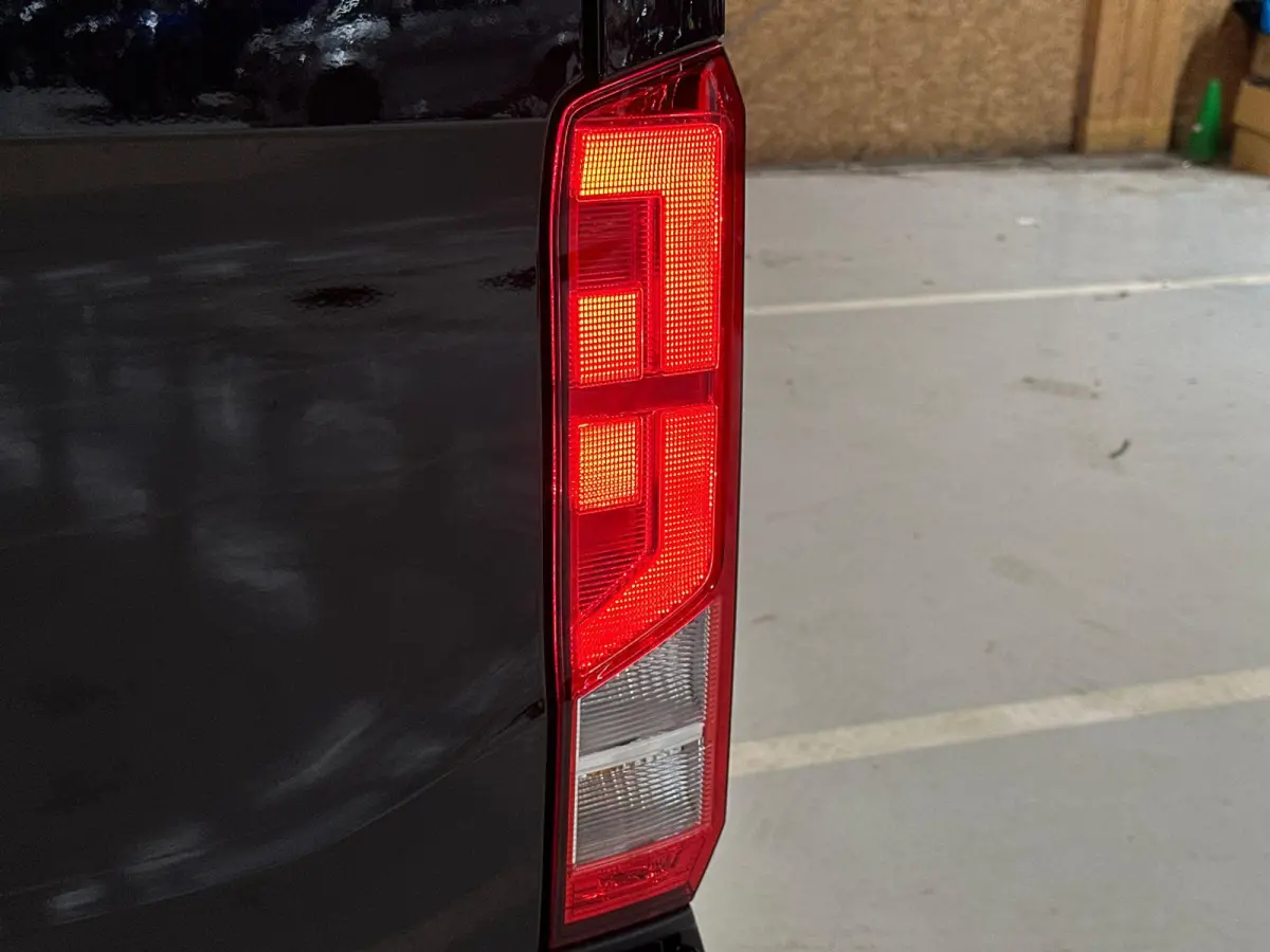 30 2.0 TDI L3H3 Trendline 140PK | Trekhaak | Navigatie met Apple Carplay/Android Auto | Cruise Control | Achteruitrijcamera | Parkeersensor voor en achter |