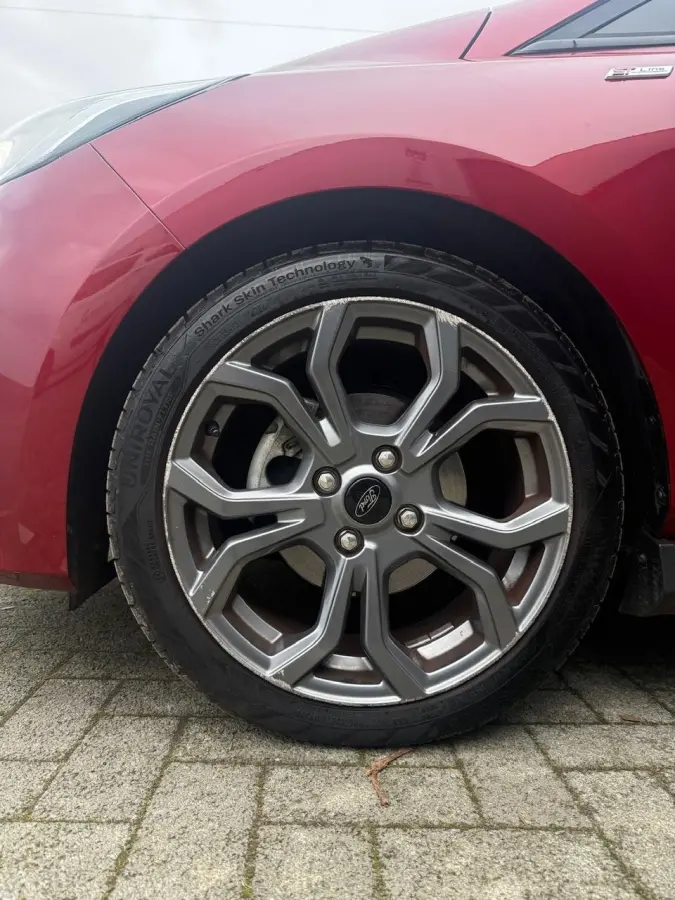 ST-LINE | AUTOMAAT | LAGE KM | 1 JAAR GARANTIE
