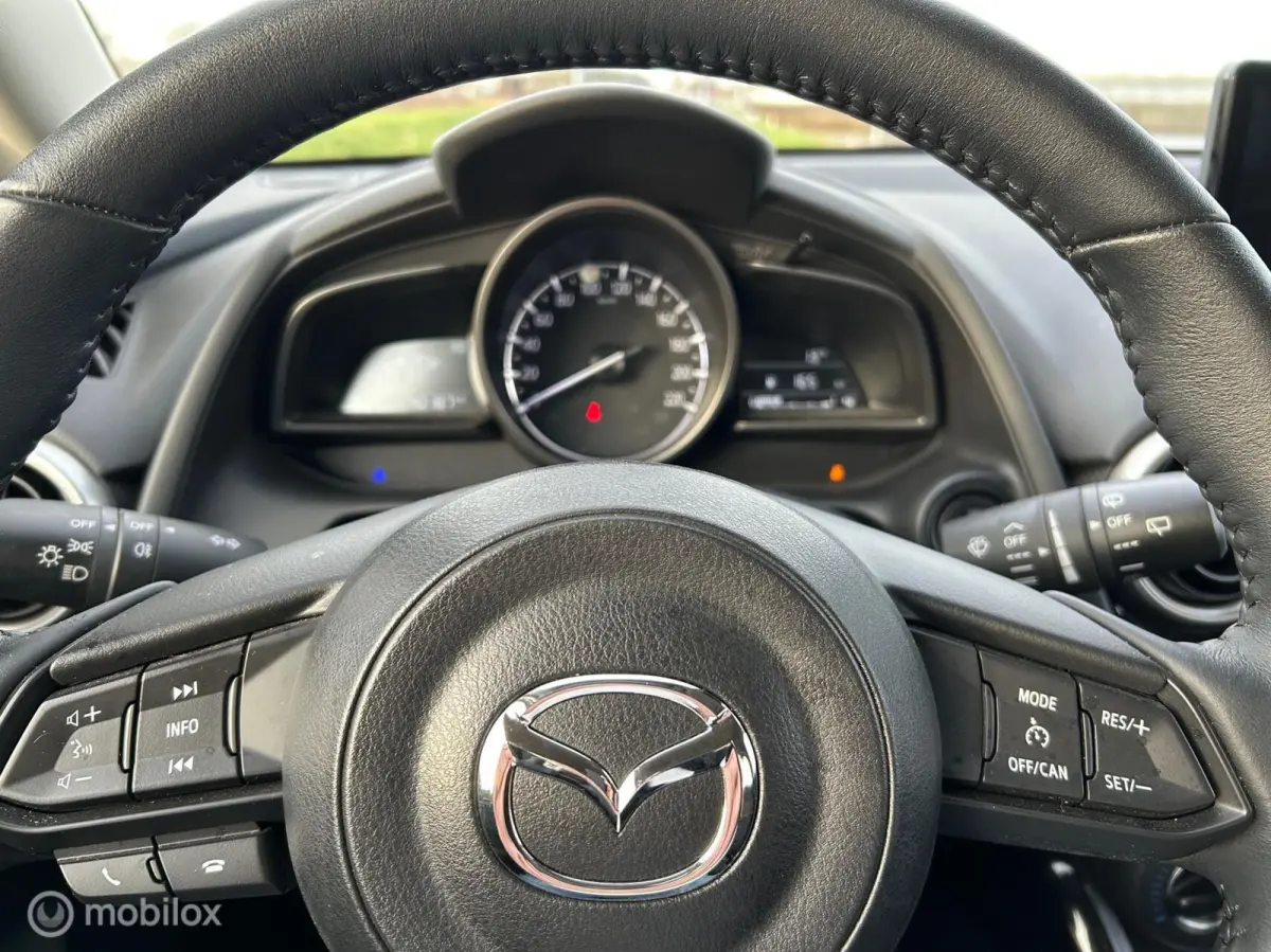 1.5 e-SkyActiv-G 90 Exclusive-Line