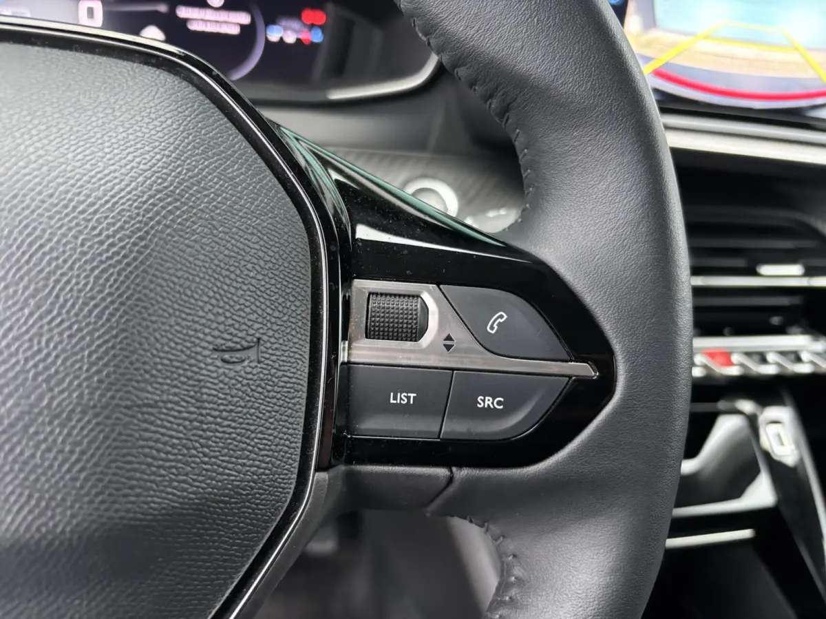 1.2 100 PK Allure | AppleCarPlay/AndroidAuto | 360 Camera | Adaptieve Cruise Control| Dodehoek detectie | 21.596 km!!