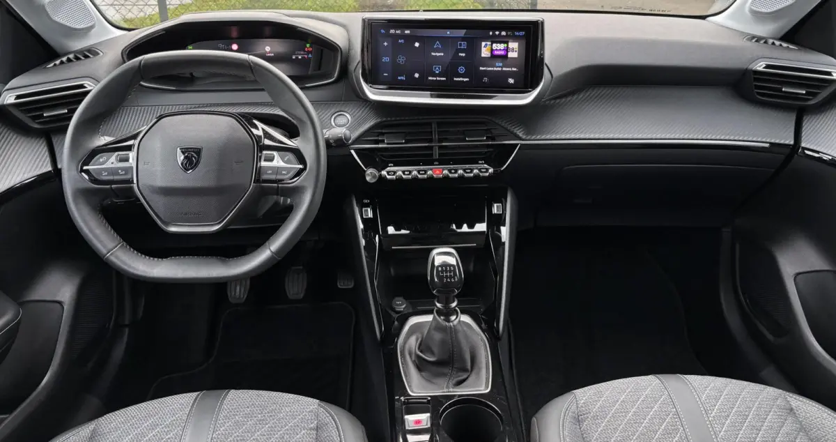 1.2 100 PK Allure | AppleCarPlay/AndroidAuto | 360 Camera | Adaptieve Cruise Control| Dodehoek detectie | 21.596 km!!