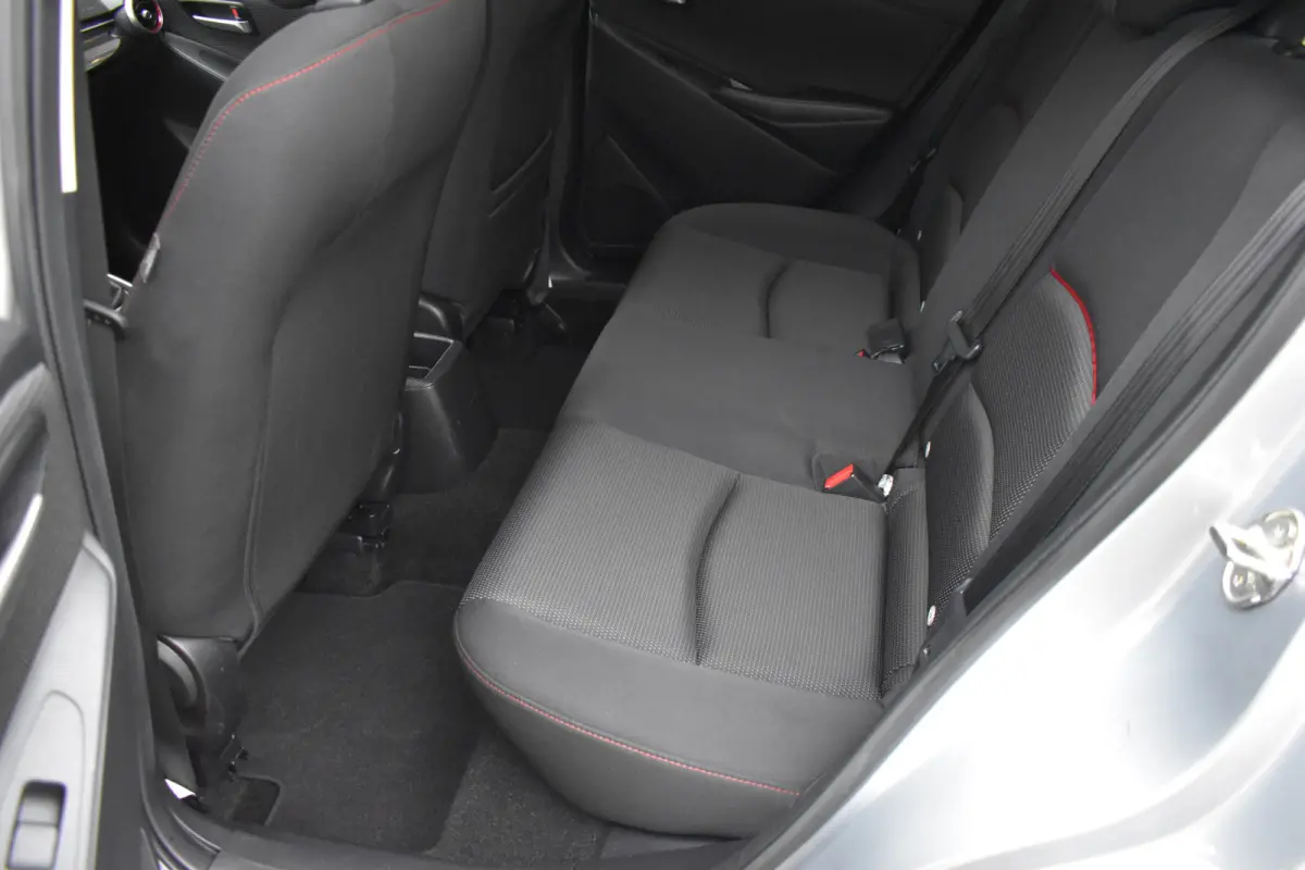 1.5 Skyactiv-G Sportive / Carplay / Cruise / Camera / Stoelverwarming