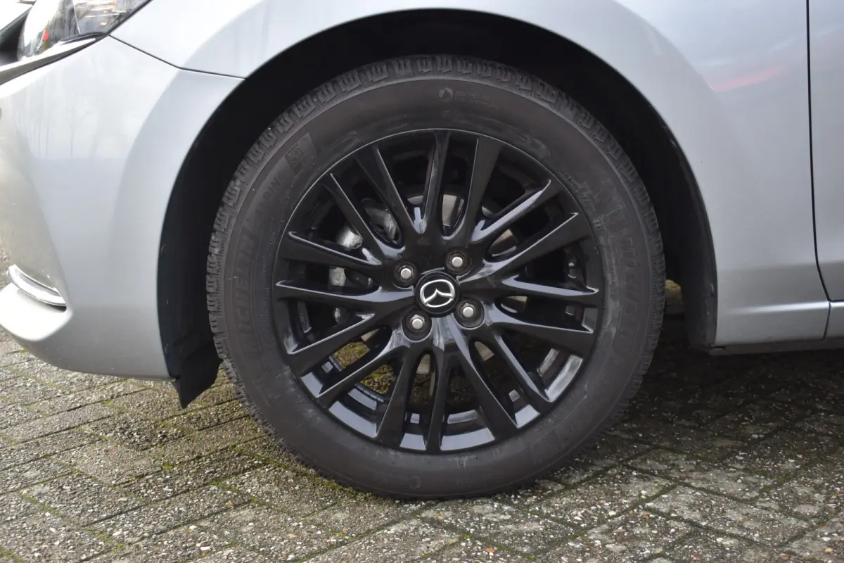 1.5 Skyactiv-G Sportive / Carplay / Cruise / Camera / Stoelverwarming