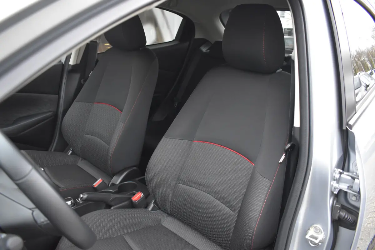 1.5 Skyactiv-G Sportive / Carplay / Cruise / Camera / Stoelverwarming