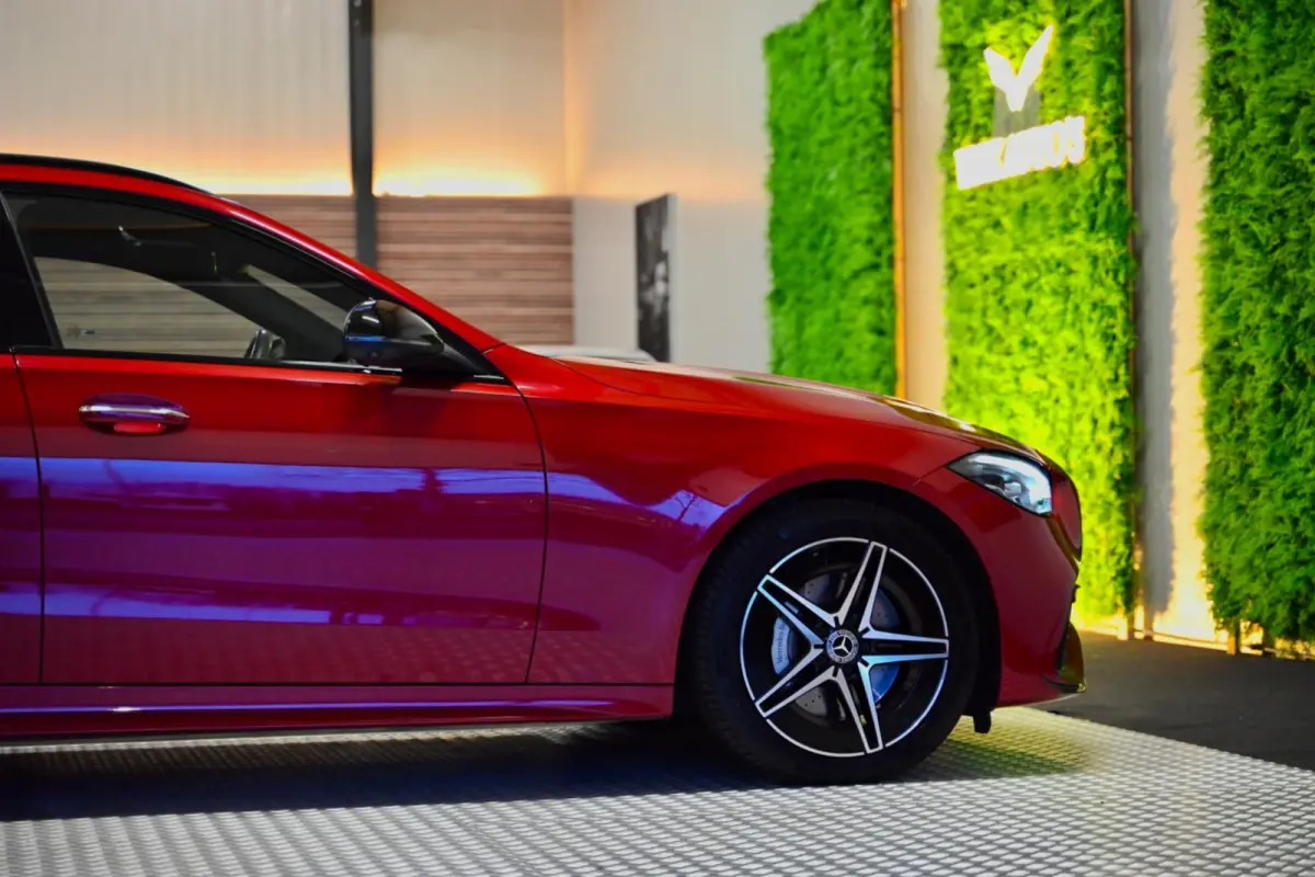 300 e AMG Line - Stoelventilatie - Memory - Distronic - HUD - Volleer - Stuurverwarming - Trekhaak -